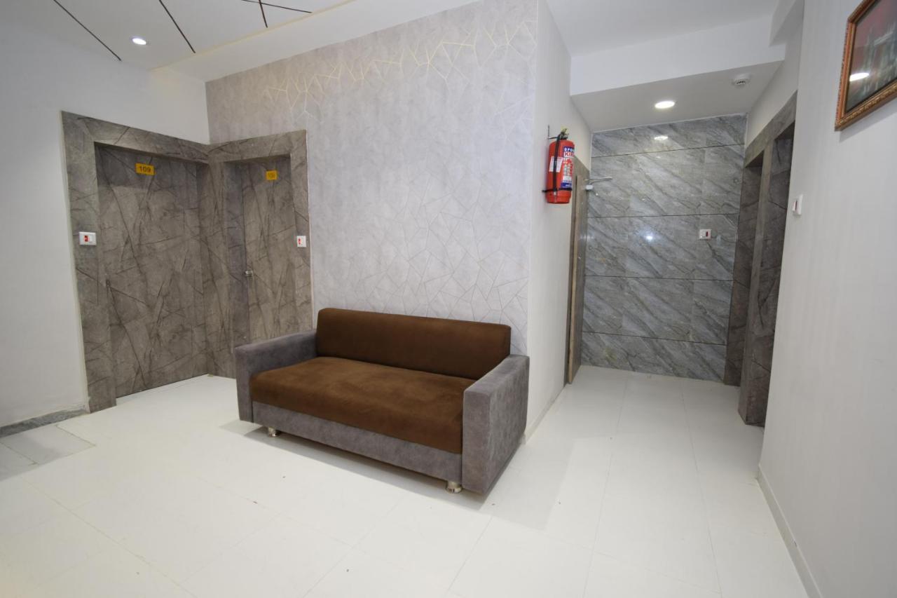 Hotel A1 Vastrapur Αχμπανταμπάντ Εξωτερικό φωτογραφία