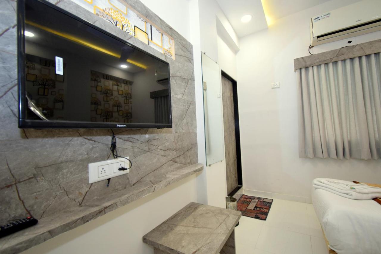 Hotel A1 Vastrapur Αχμπανταμπάντ Εξωτερικό φωτογραφία