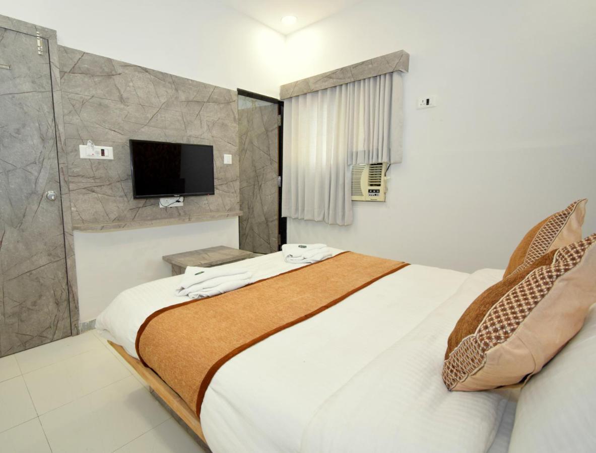 Hotel A1 Vastrapur Αχμπανταμπάντ Εξωτερικό φωτογραφία