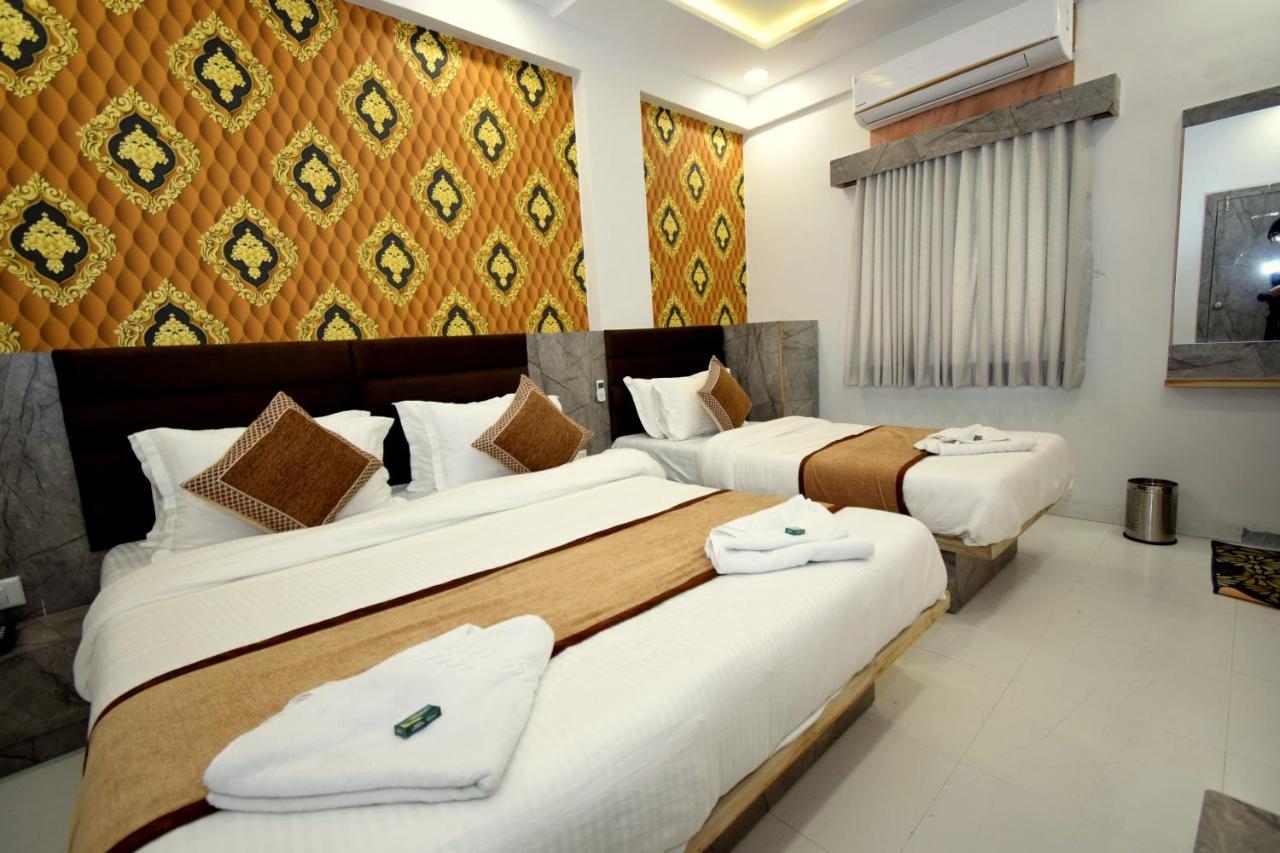 Hotel A1 Vastrapur Αχμπανταμπάντ Εξωτερικό φωτογραφία
