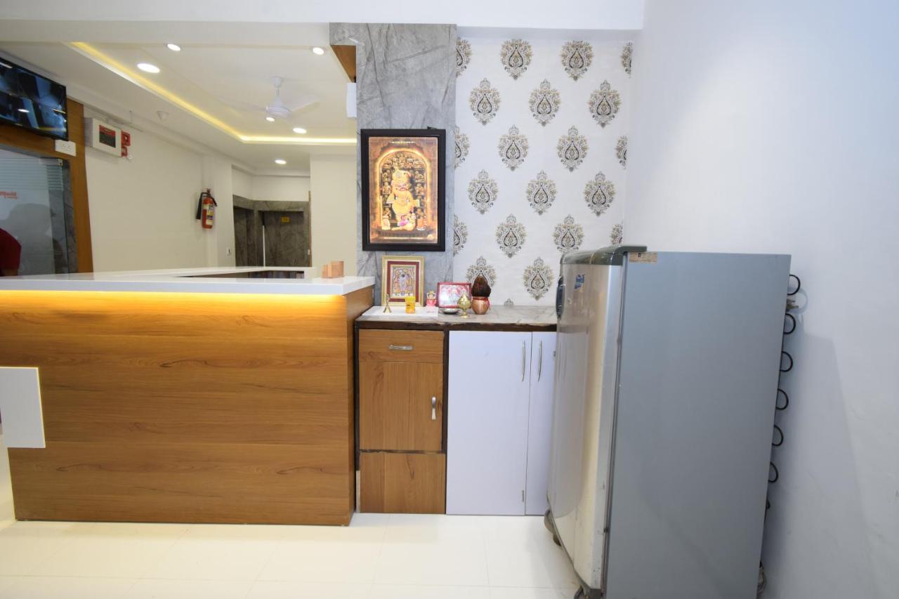Hotel A1 Vastrapur Αχμπανταμπάντ Εξωτερικό φωτογραφία